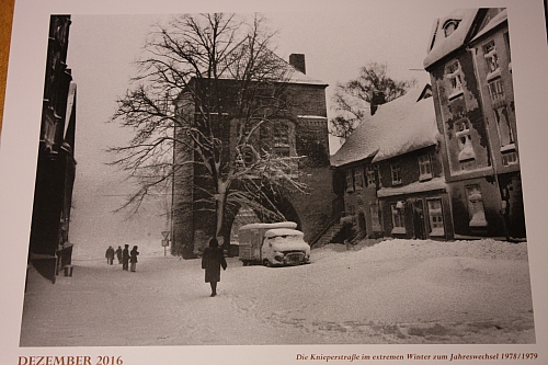 © <a class='unglow' target='_blank' href='https://de.wikipedia.org/wiki/Harry_Hardenberg'>Harry Hardenberg</a>
16.10.2015 23:05:51
Stralsund, wie es gestern war
Galerie