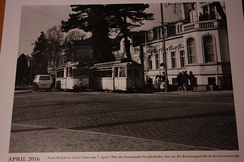 © <a class='unglow' target='_blank' href='https://de.wikipedia.org/wiki/Harry_Hardenberg'>Harry Hardenberg</a>
16.10.2015 23:04:47
Stralsund, wie es gestern war
Galerie