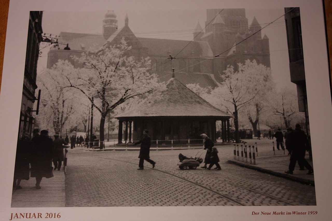 © <a class='unglow' target='_blank' href='https://de.wikipedia.org/wiki/Harry_Hardenberg'>Harry Hardenberg</a>
16.10.2015 23:06:54
Stralsund, wie es gestern war
Galerie